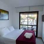 H.E 301 - Lindo Apt Com Varanda - Caminho Das Arvores